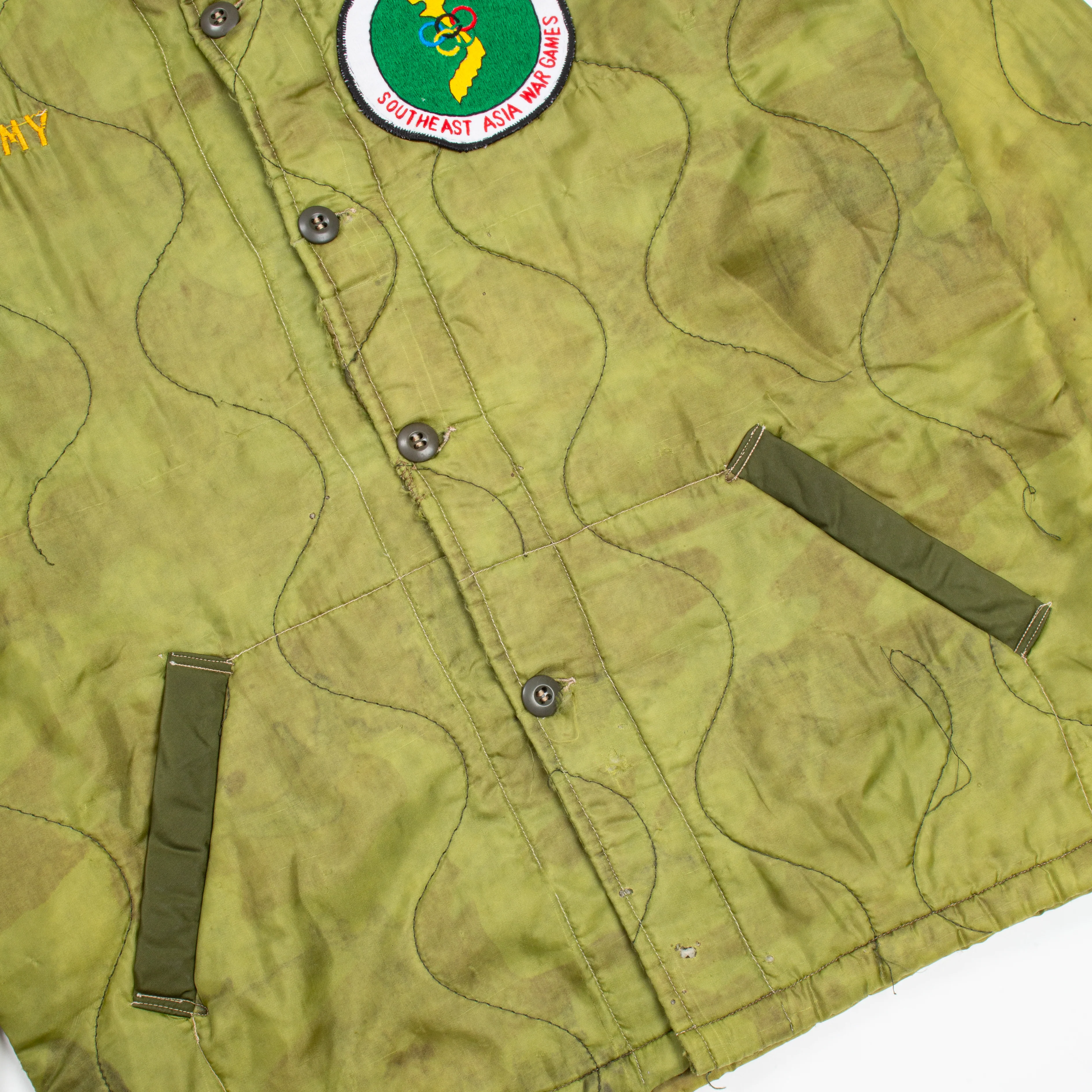 60s Vietnamese Tailor-Made Poncho Liner Souvenir Tour Jacket - Medium - Image 5