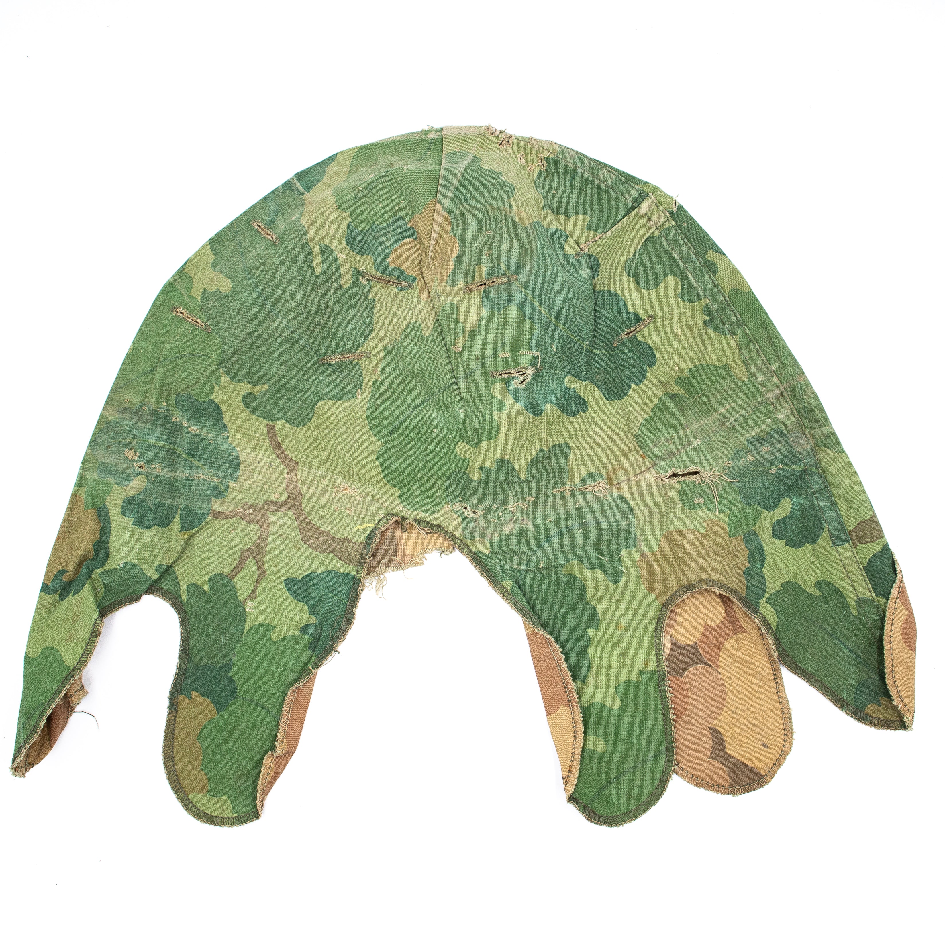 Original Vietnam War Mitchell Pattern M1 Helmet Cover - Image 2